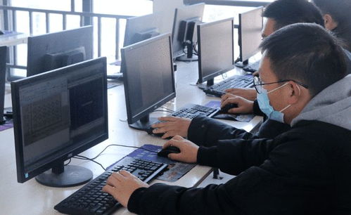 軟件工程與計算機科學與技術(shù) 軟件開發(fā)之路如何選擇？